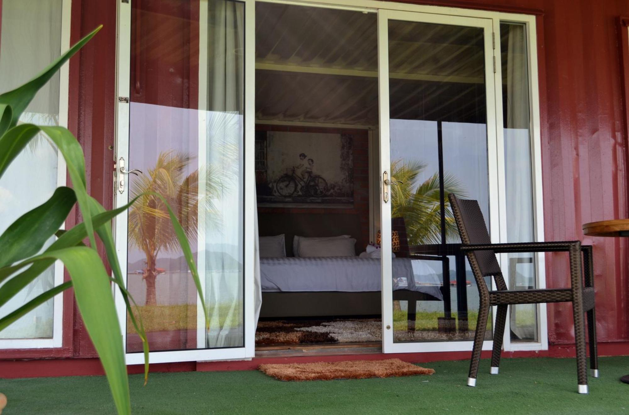 The Ocean Residence Langkawi Kuah Δωμάτιο φωτογραφία